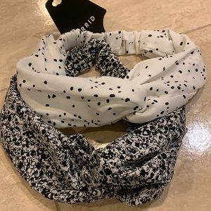 2 Soft Headbands